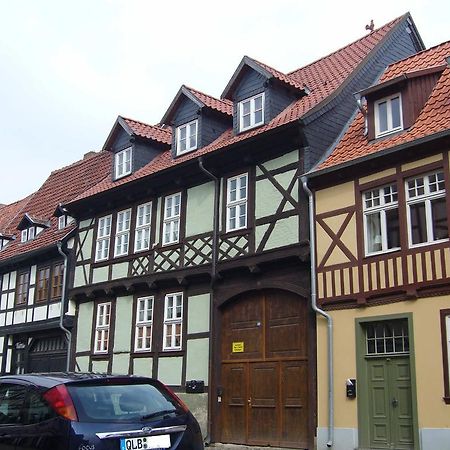 Ferienwohnungen Im Fachwerkhaus Quedlinburg Bagian luar foto
